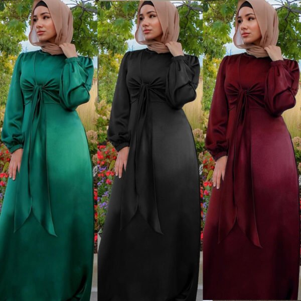 Robe longue en satin